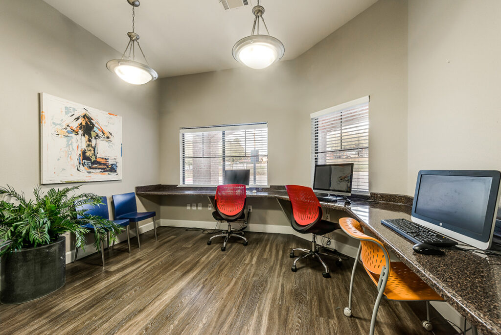 campus-edge-at-huntsville-apartments9